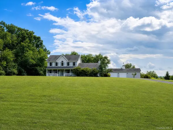 11 Old Dominion Road, Blooming Grove, NY 10914