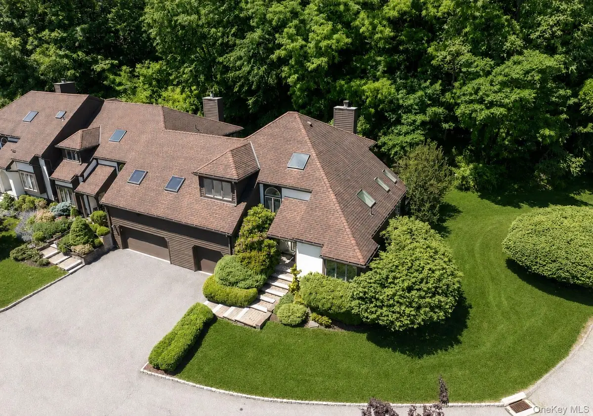 31 Cotswold Drive, North Salem, NY 10560 - #1