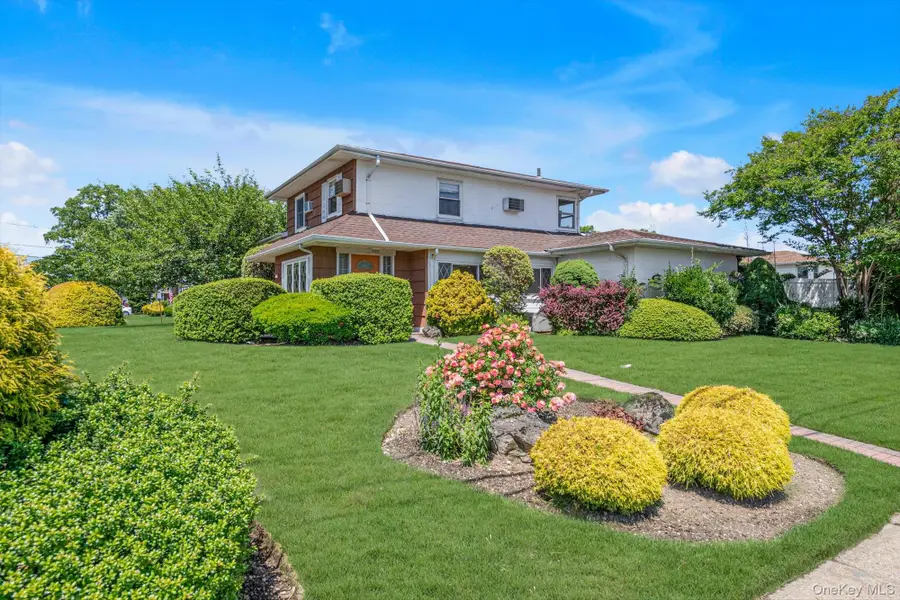 430 Violet Street, Massapequa Park, NY 11762 - #3