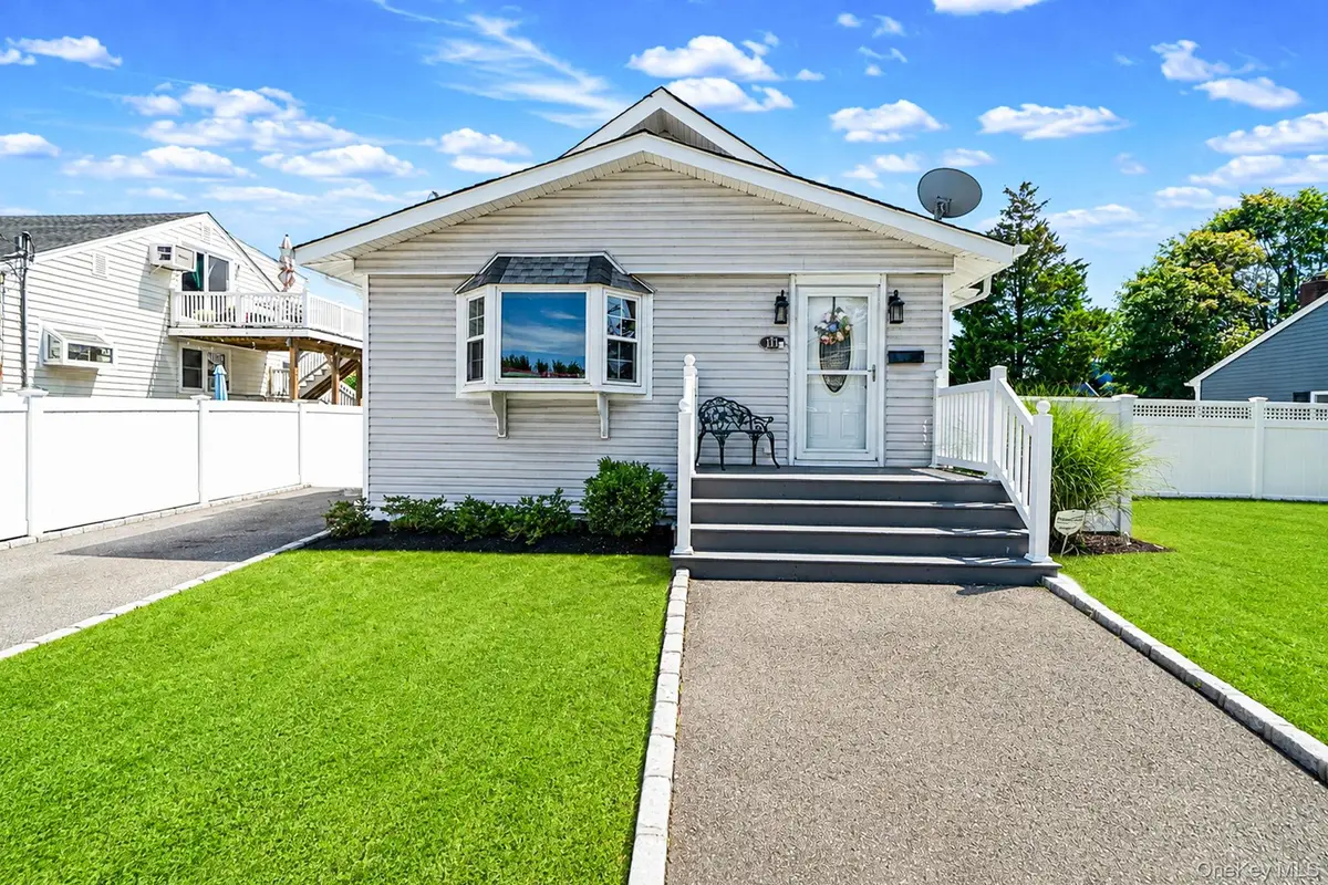 111 Liberty Avenue, Lindenhurst, NY 11757 - #1