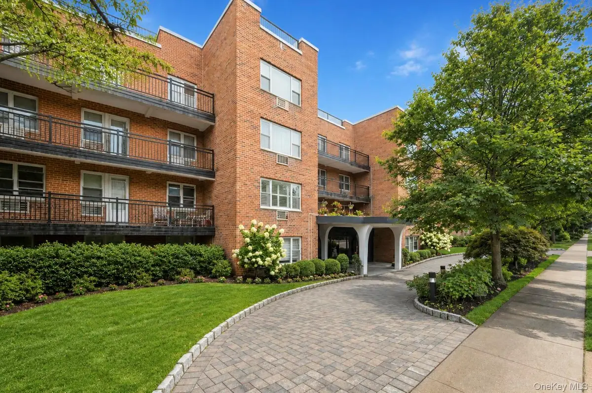 25 Chapel Place #3H, Great Neck, NY 11021 - #1