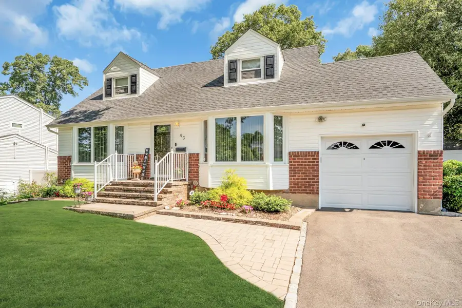 43 Genesee Drive, Commack, NY 11725 - #3
