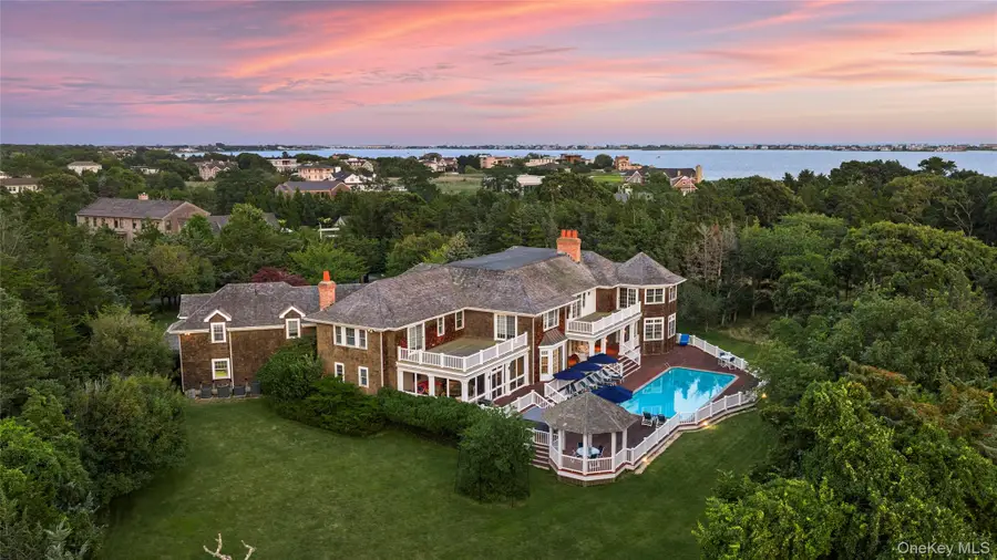 19 Jagger Lane, Westhampton, NY 11977 - #2