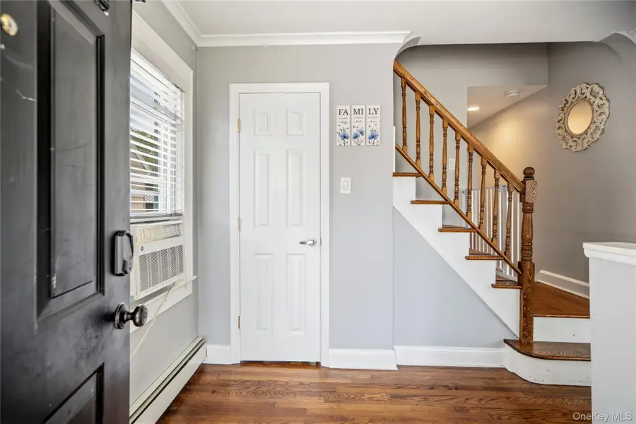 49 Devon Street, Malverne, NY 11565 - #3