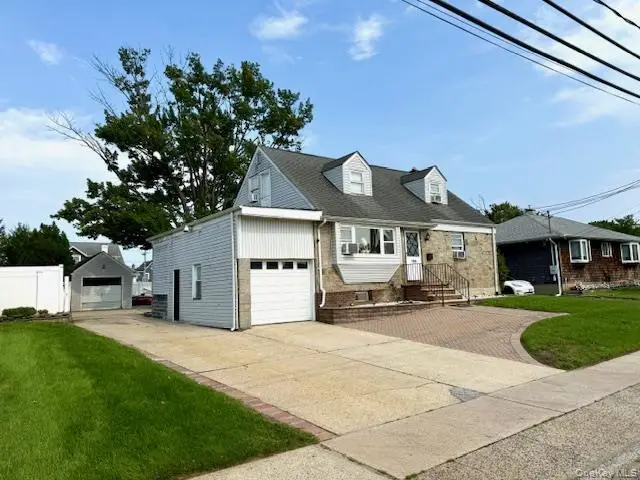 155 Roosevelt Avenue, Freeport, NY 11520 - #1
