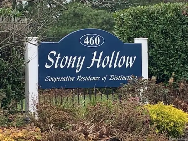 460 Old Town Road #26M, Port Jefferson Station, NY 11776