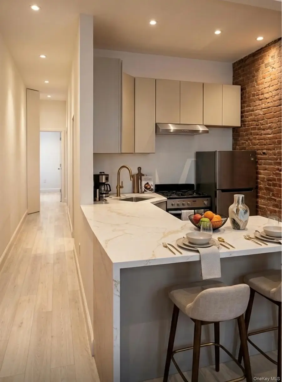 437 W 43rd Street #1, Manhattan, NY 10036 - #2