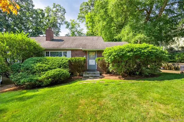 31 Briarwood Drive, New City, NY 10956