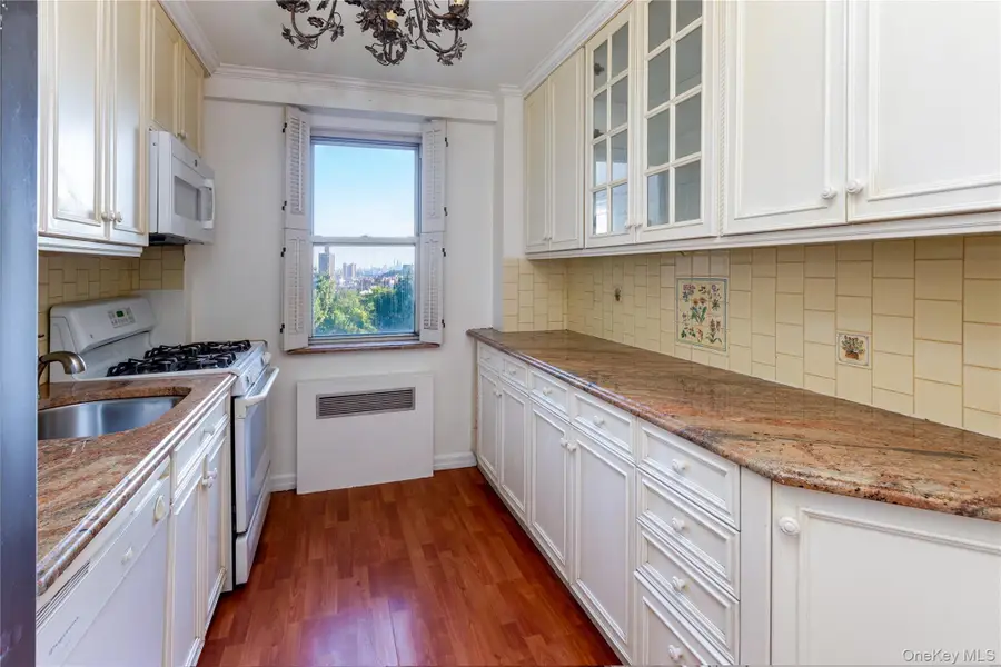 3135 Johnson Avenue #12C, Bronx, NY 10463 - #2