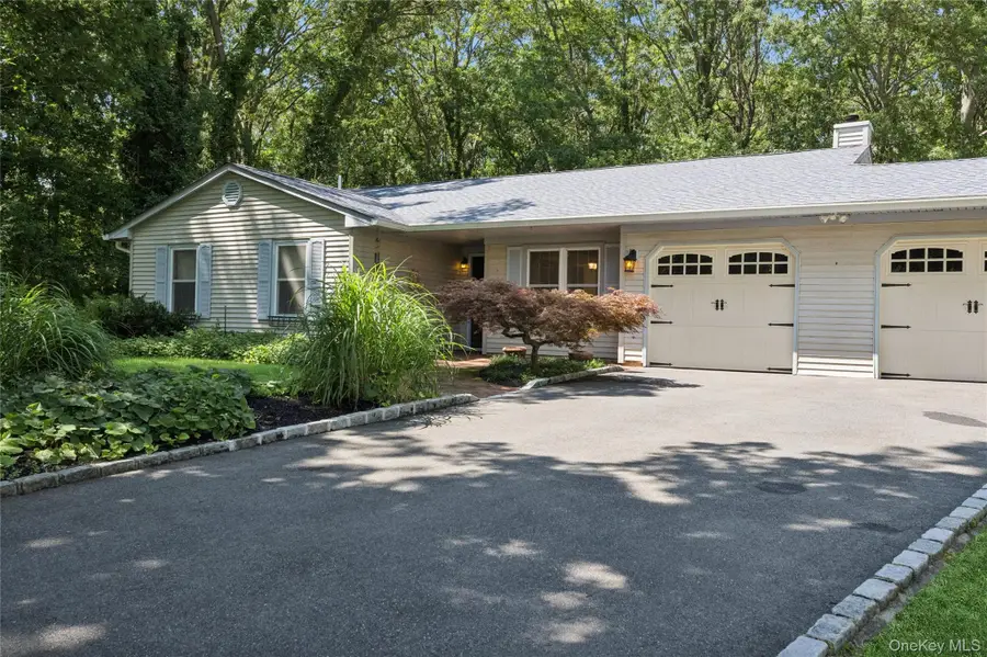 9 Grove Avenue, Coram, NY 11727 - #2