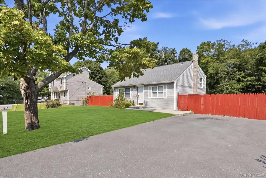 949 Taylor Avenue, East Patchogue, NY 11772 - #2