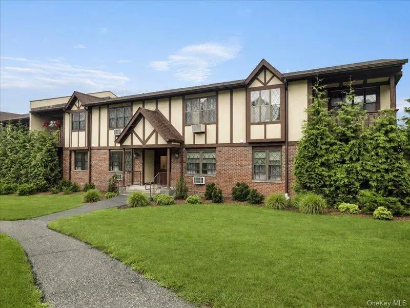 494 Sierra Vista Lane, Valley Cottage, NY 10989 - #3
