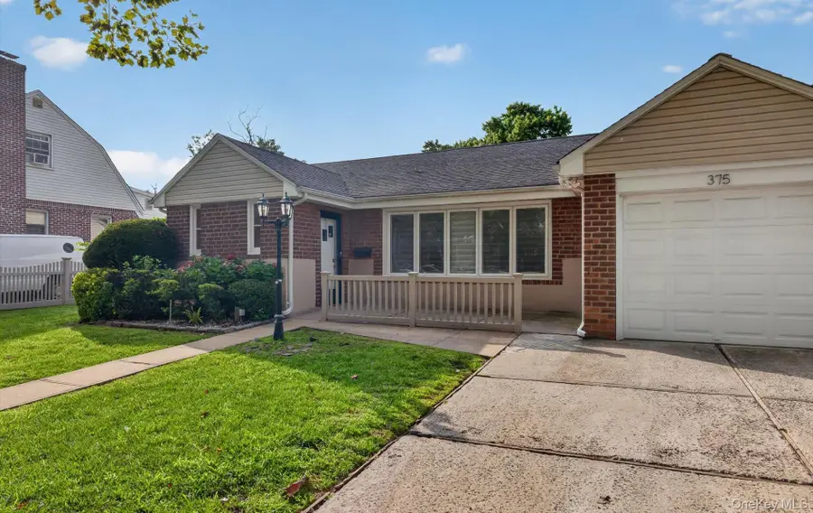 375 Peninsula Boulevard, Lynbrook, NY 11563 - #2
