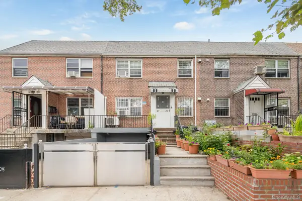 6726 Utopia Parkway, Fresh Meadows, NY 11365