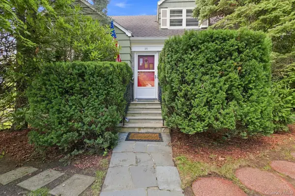 26 Reynolds Place, Scarsdale, NY 10583