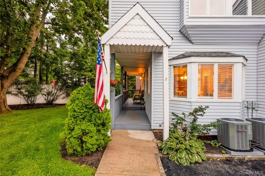 2 Windsor Court, Amityville, NY 11701 - #3
