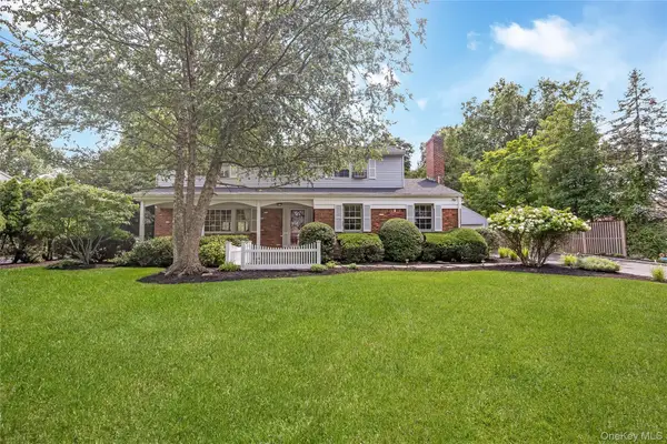 4 Crinkle Court, Northport, NY 11768