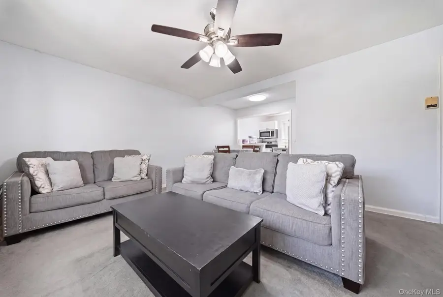 985 Fenwood Drive #3, Valley Stream, NY 11580 - #2