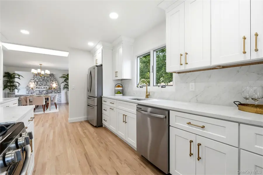115 Bucknell Road, West Sayville, NY 11796 - #3
