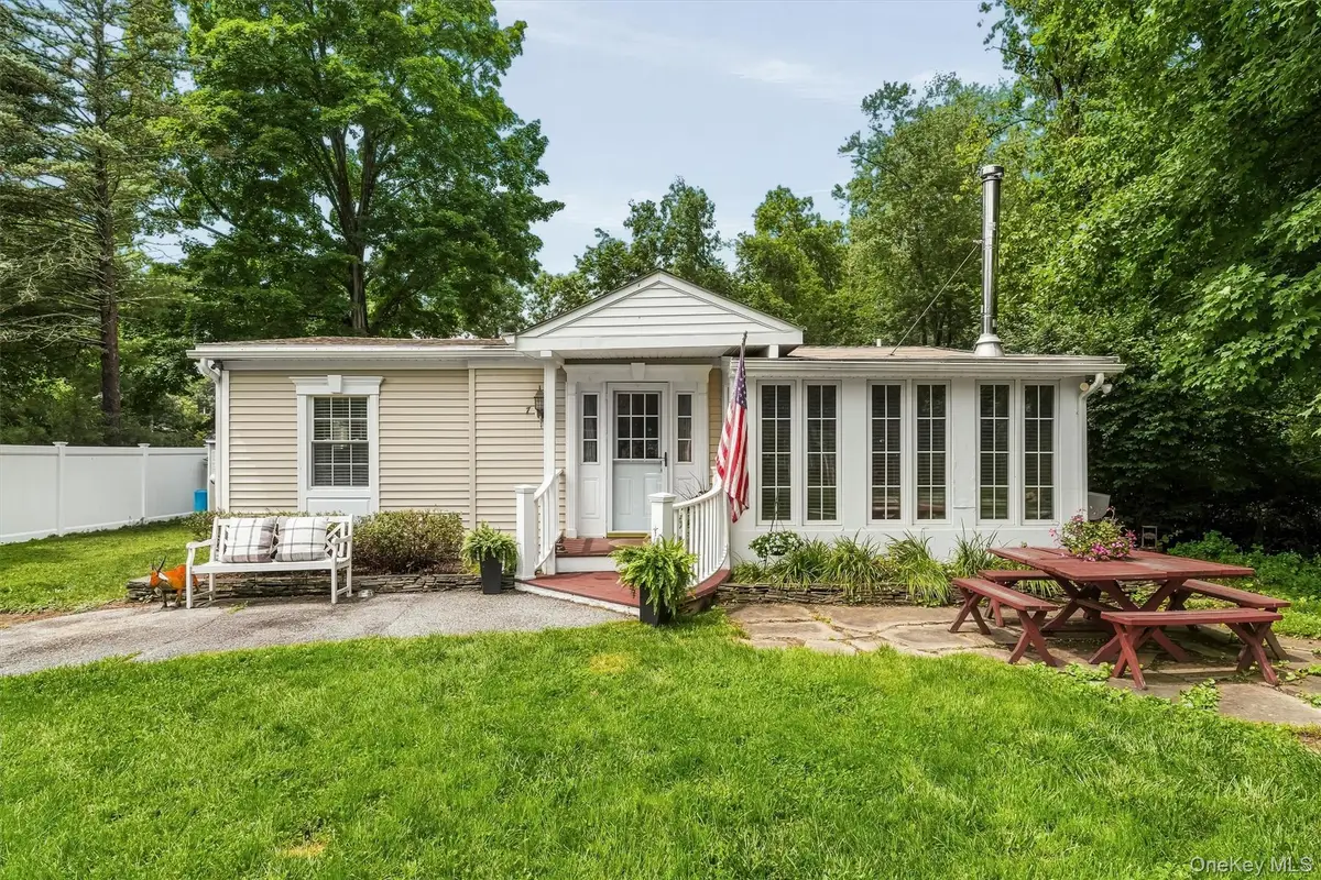 7 Locust Drive, Greenwood Lake, NY 10925 - #1