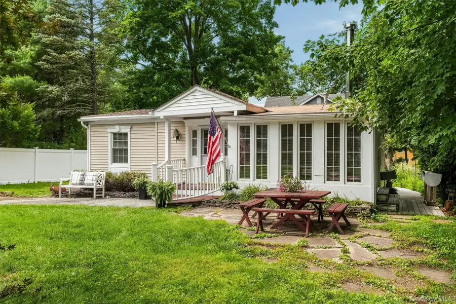 7 Locust Drive, Greenwood Lake, NY 10925 - #3