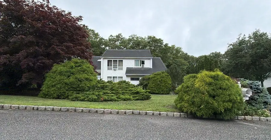 26 Bailey Lane, Manorville, NY 11949 - #2