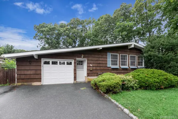 34 Crestwood Lane, Lake Ronkonkoma, NY 11779