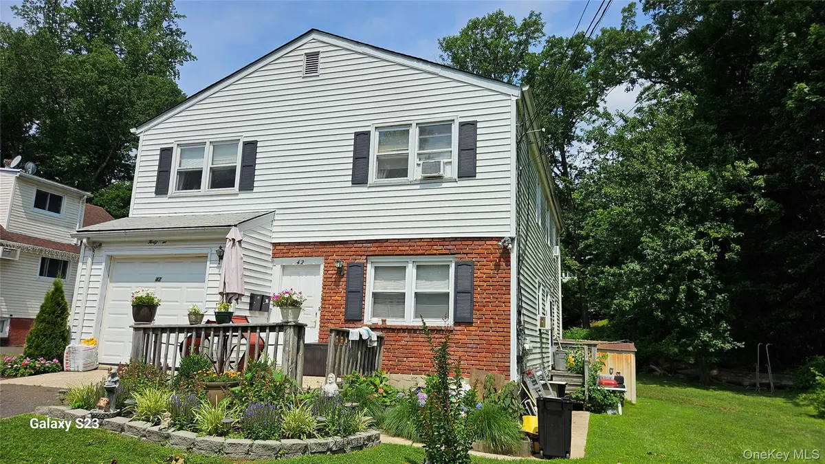 42 Chatsworth Place, New Rochelle, NY 10801 - #1