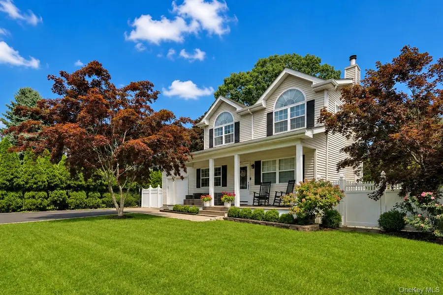105 Harrison Avenue, Miller Place, NY 11764 - #3