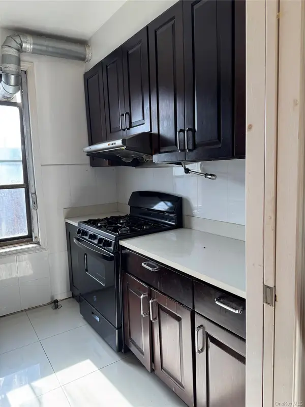2925 Matthews Avenue #6H, Bronx, NY 10467