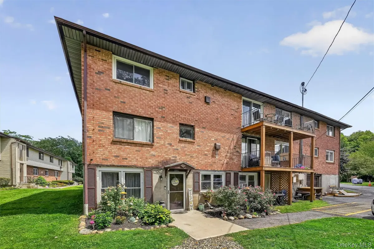 1006 Parr Meadow Drive #10E, Newburgh, NY 12550 - #1