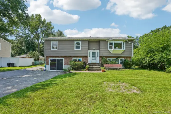 105 Vails Gate Heights Drive, New Windsor, NY 12553