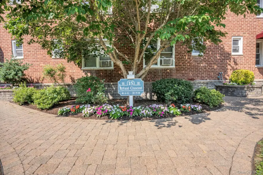 15 Bryant Crescent #2F, White Plains, NY 10605 - #2