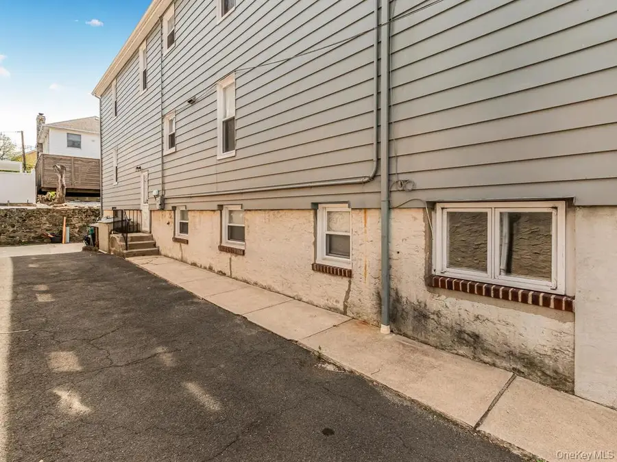 18 Lindsey Street, Yonkers, NY 10704 - #3