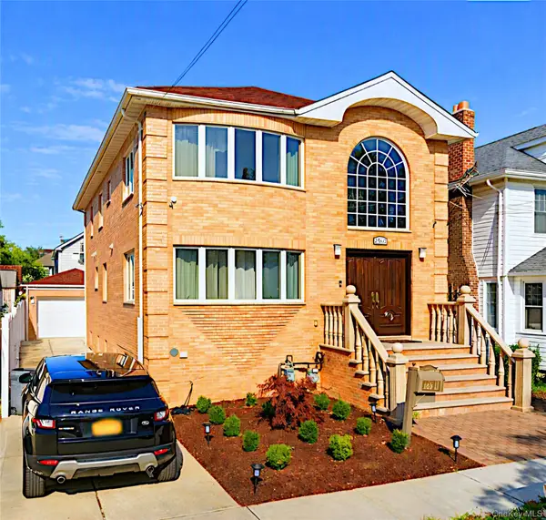 18911 44th Avenue, Flushing, NY 11358