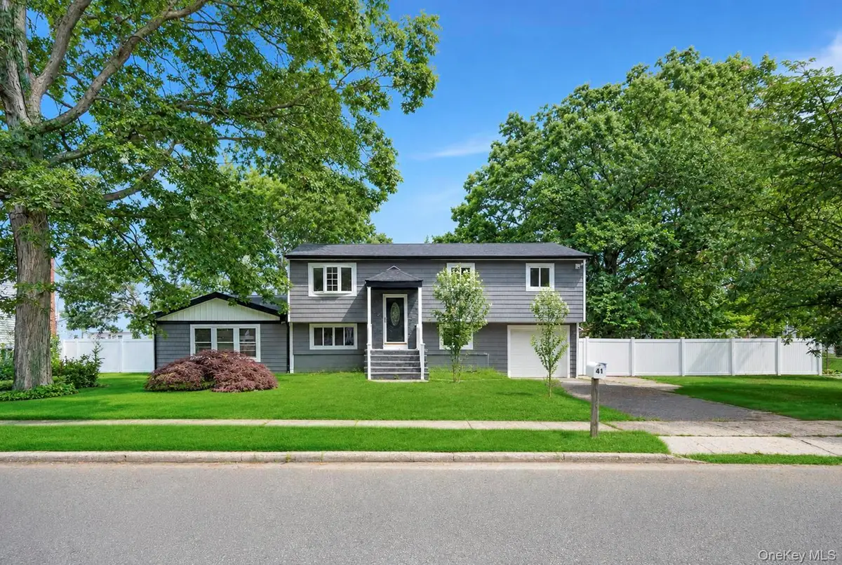 41 Madison Avenue, Amityville, NY 11701 - #1