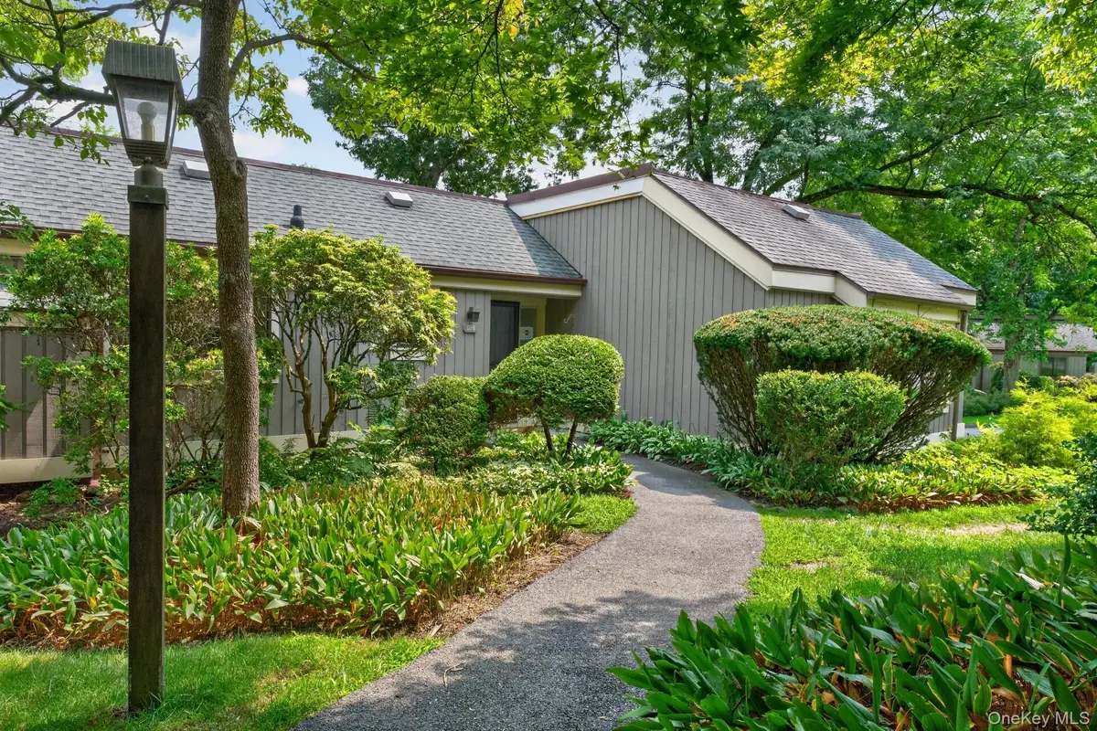 220 Heritage Hills #B, Somers, NY 10589 - #1