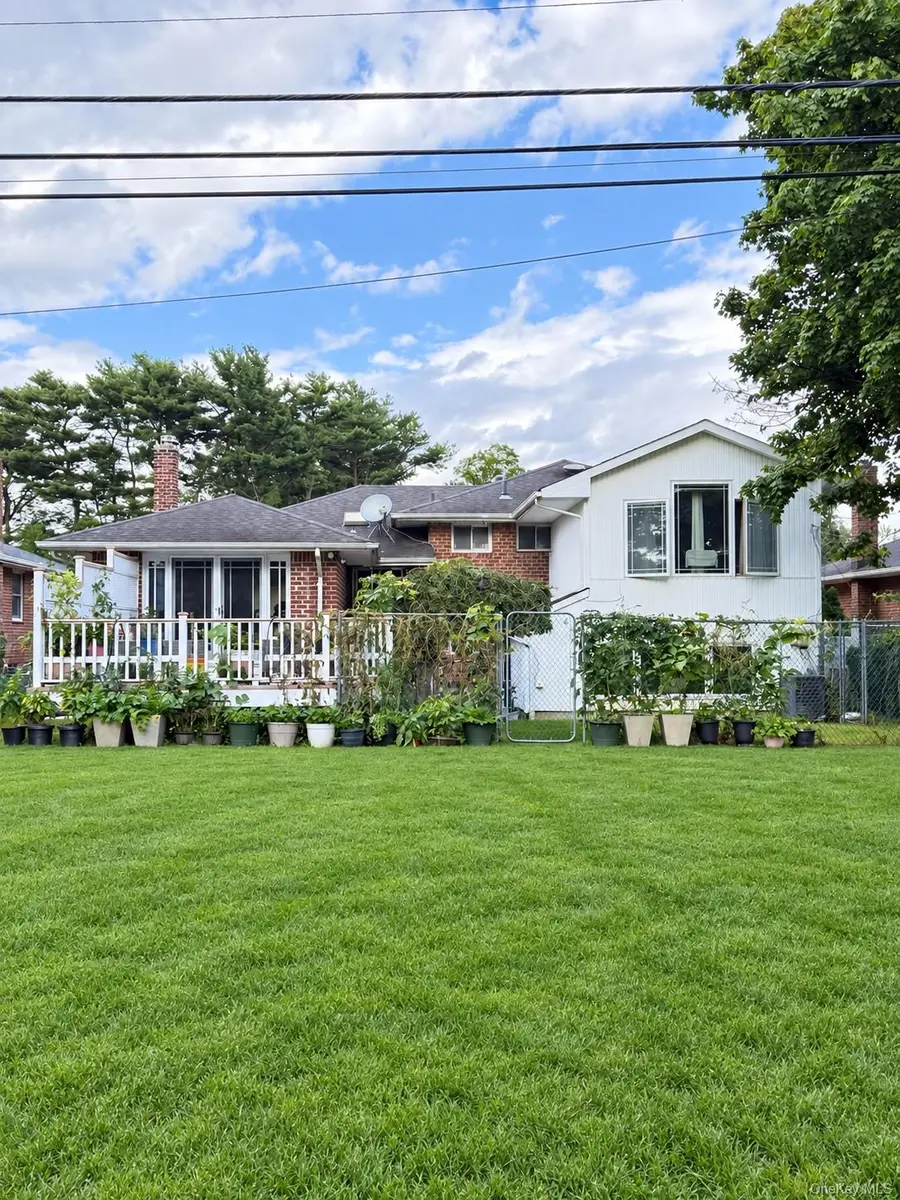 118 Leahy Street, Jericho, NY 11753 - #3