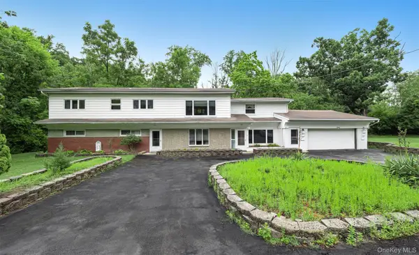 49 Interlochen Parkway, Monroe, NY 10950
