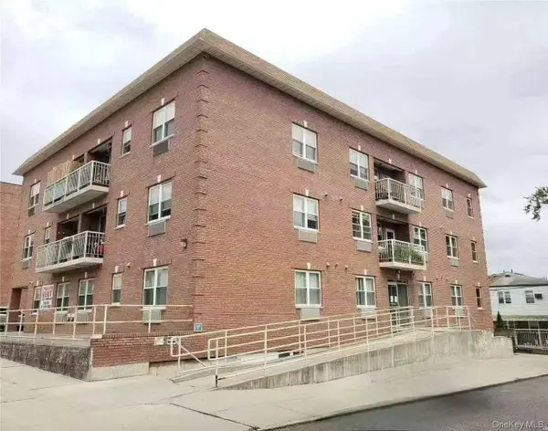 36-41 169th Street #3C, Flushing, NY 11358