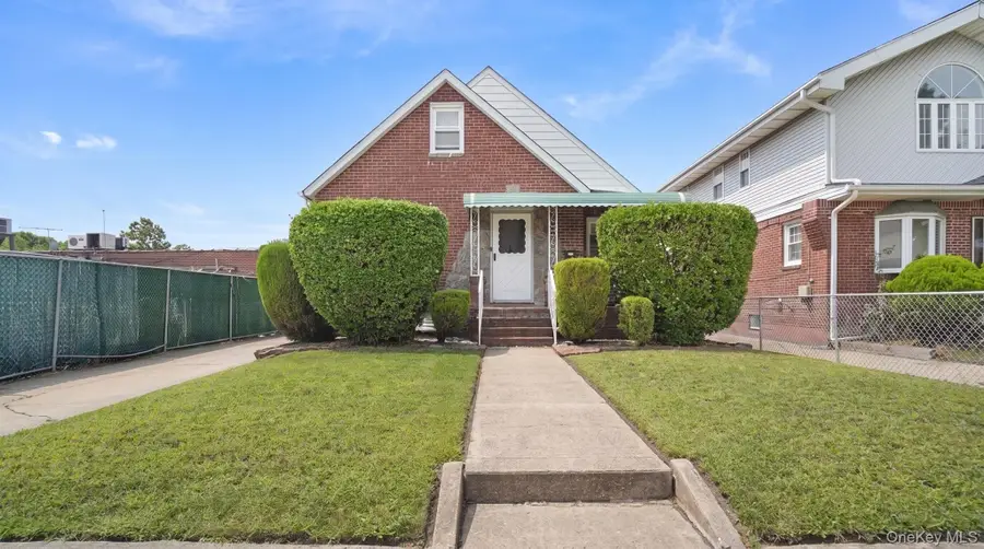 83-50 257th Street, Floral Park, NY 11004 - #3