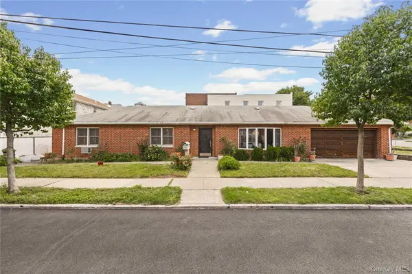 900 Vincent Avenue, Bronx, NY 10465