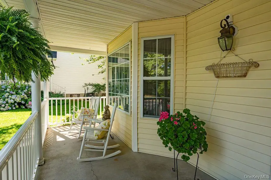 4 Fable Road, Saint James, NY 11780 - #2