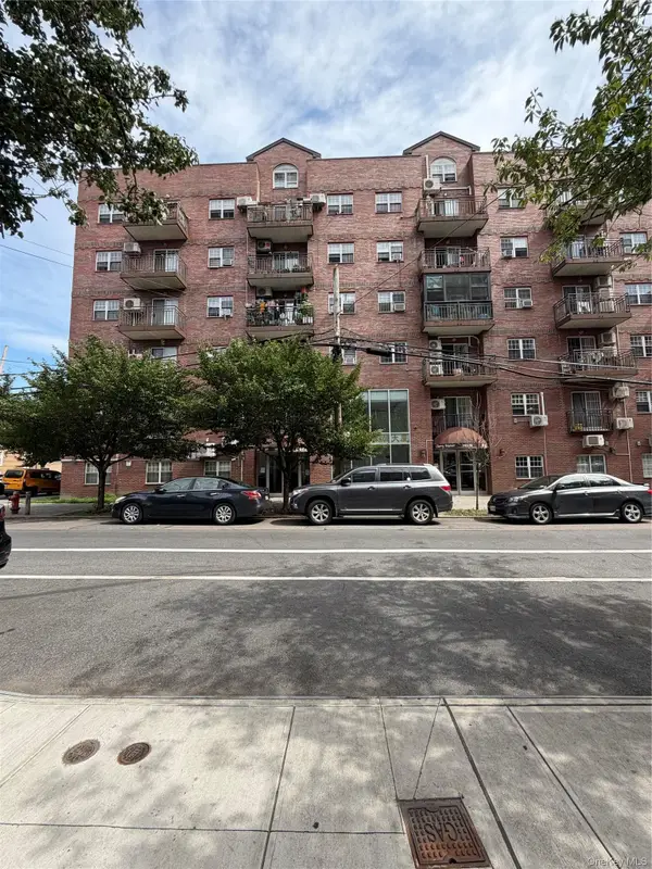 14118 Cherry Avenue #6G, Flushing, NY 11355