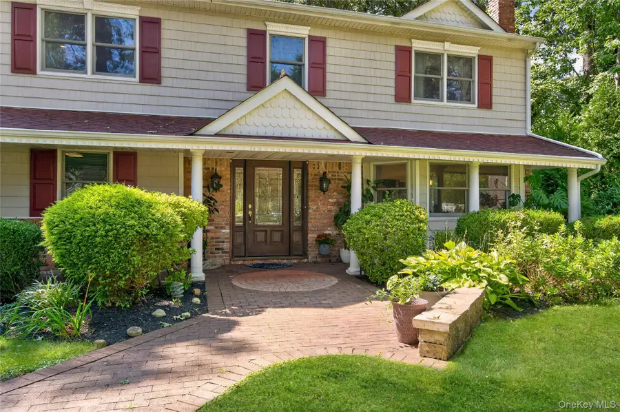 38 Mcculloch Drive, Dix Hills, NY 11746 - #3