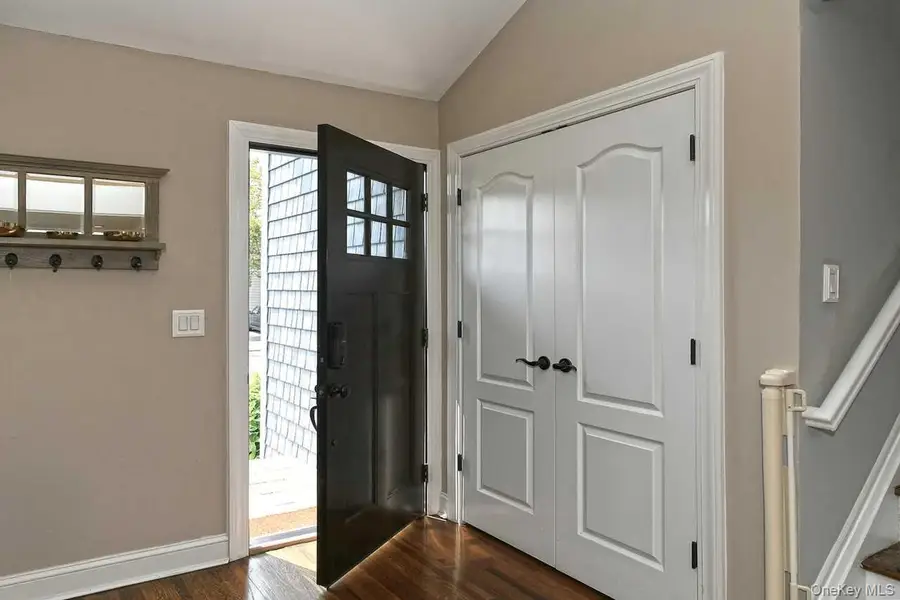 1815 Andrea Road, East Meadow, NY 11554 - #3
