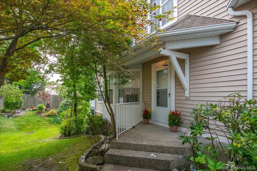23 Roundtop Road, Yonkers, NY 10710 - #3