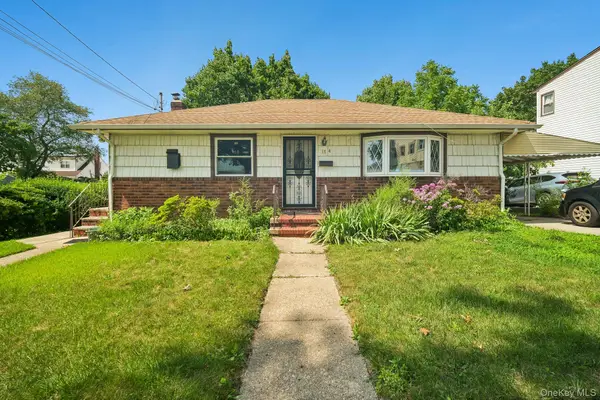 174 Frederick Avenue, South Floral Park, NY 11001