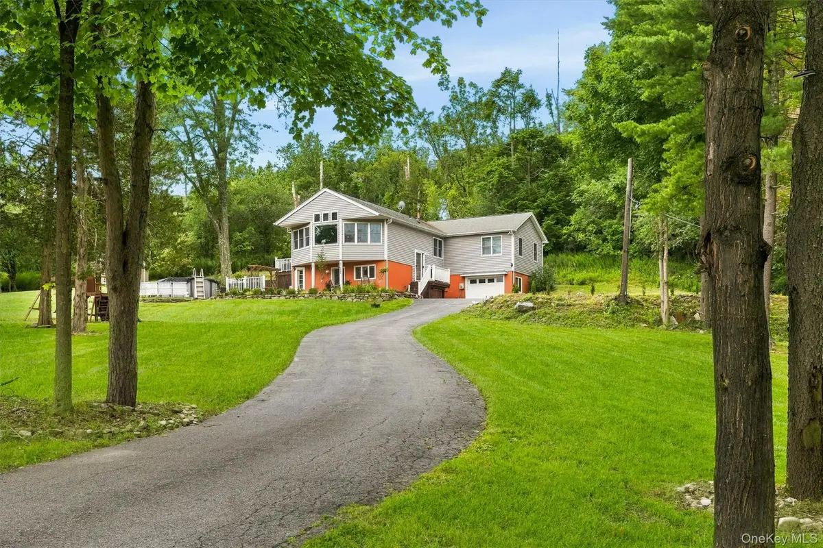 412 Laroe Road, Chester, NY 10918 - #1