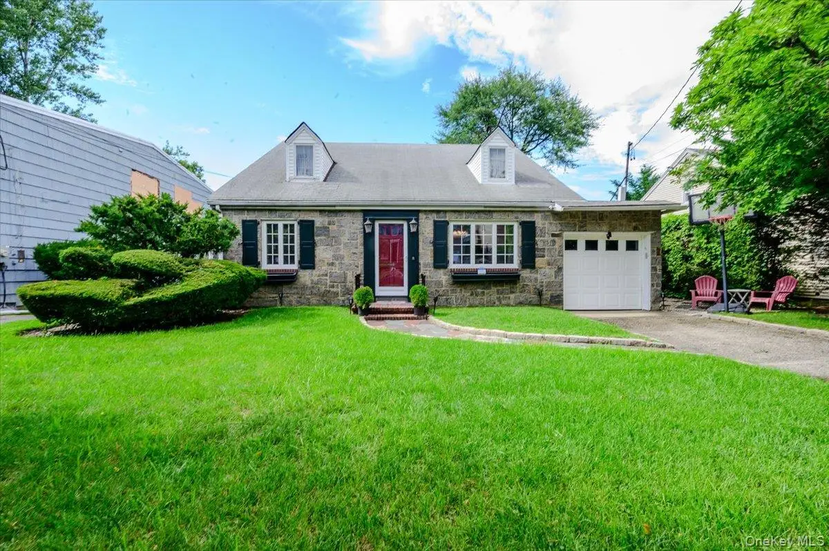 928 Northfield Road, Woodmere, NY 11598 - #1